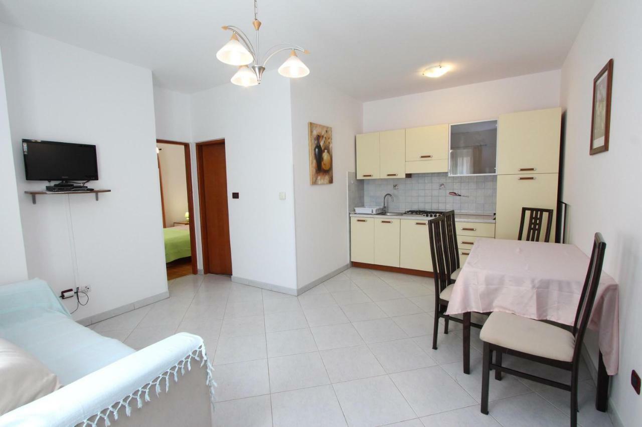 Apartments Villa Mara Rovinj Buitenkant foto