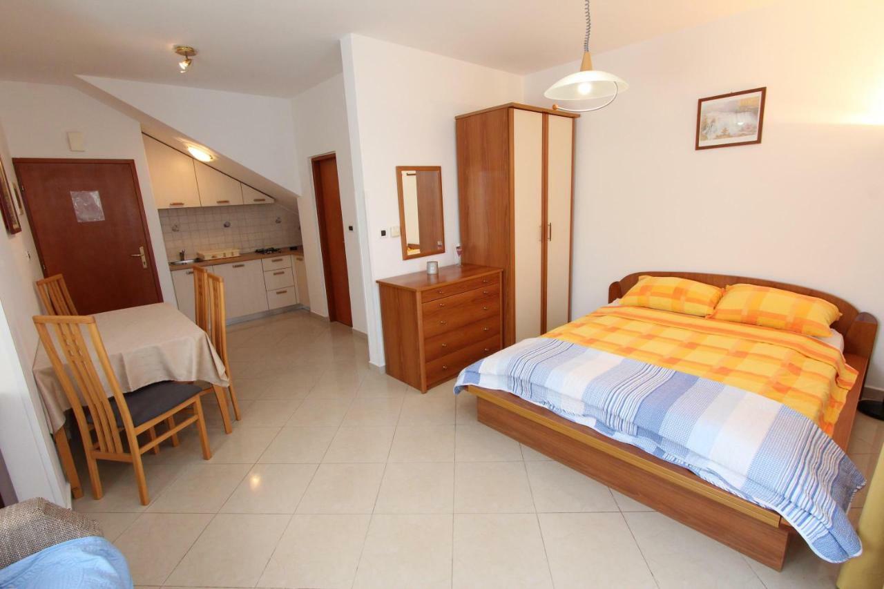 Apartments Villa Mara Rovinj Buitenkant foto