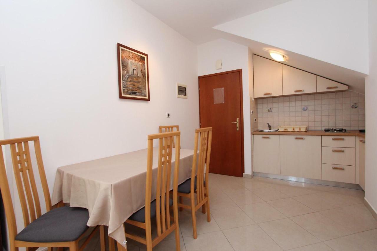 Apartments Villa Mara Rovinj Buitenkant foto
