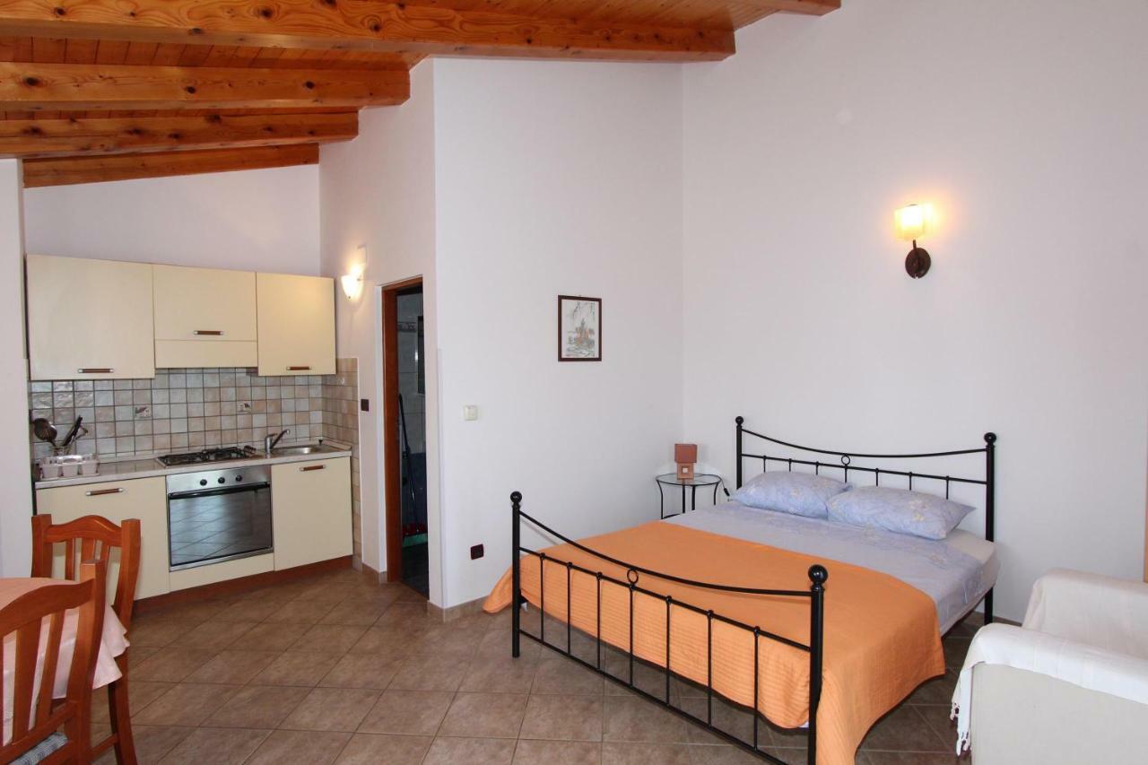 Apartments Villa Mara Rovinj Kamer foto